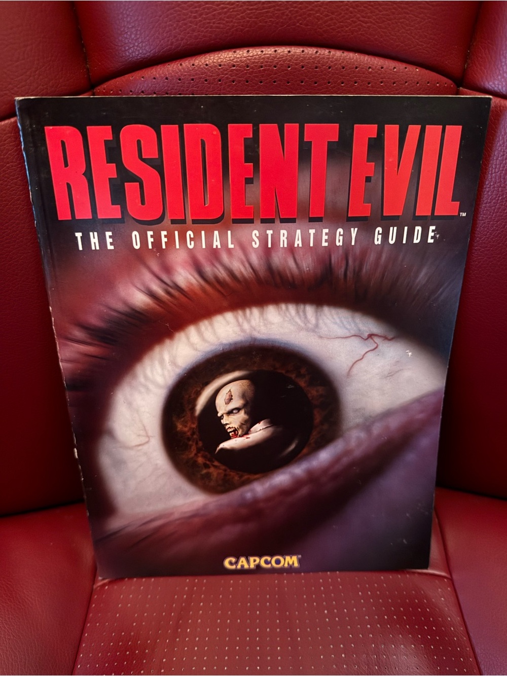 Resident Evil: The Official Strategy Guide Capcom